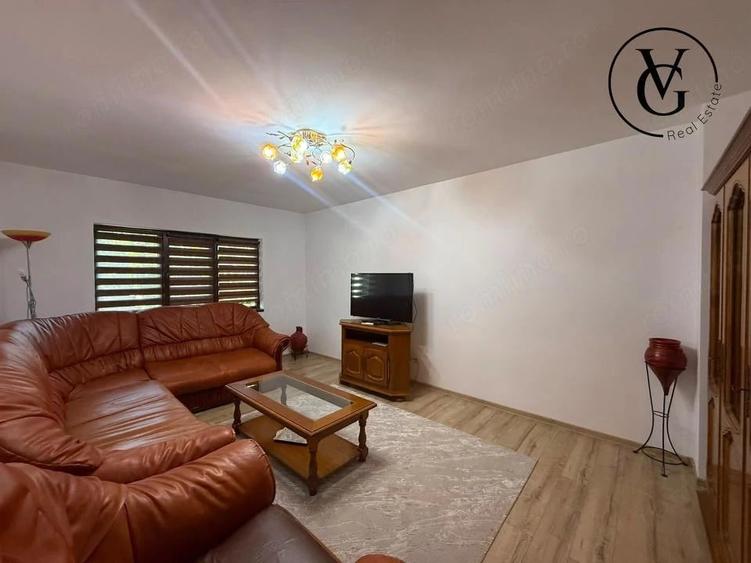 Apartament cu 3 camere decomandat în Faleza Nord