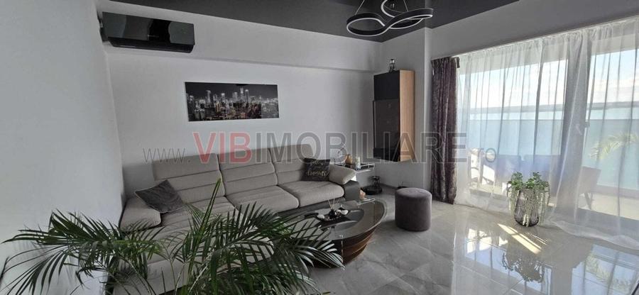 Apartament cu 2 camere decomandat, mobilat în Central