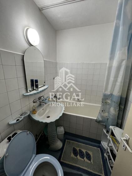 Apartament cu 2 camere de vânzare – Micro 4, Bulevardul Dacia - 10