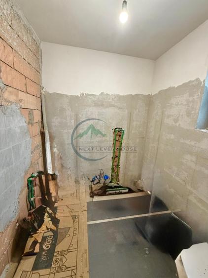 Casă individuală cu 5 camere cu Teren 500 Mp în Sânpetru