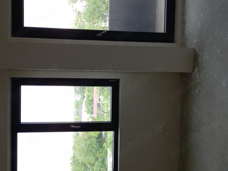 Apartament cu 2 camere semidecomandat în Lazu