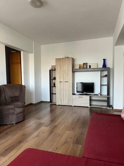 Apartament cu 2 camere semidecomandat în Drumul Taberei