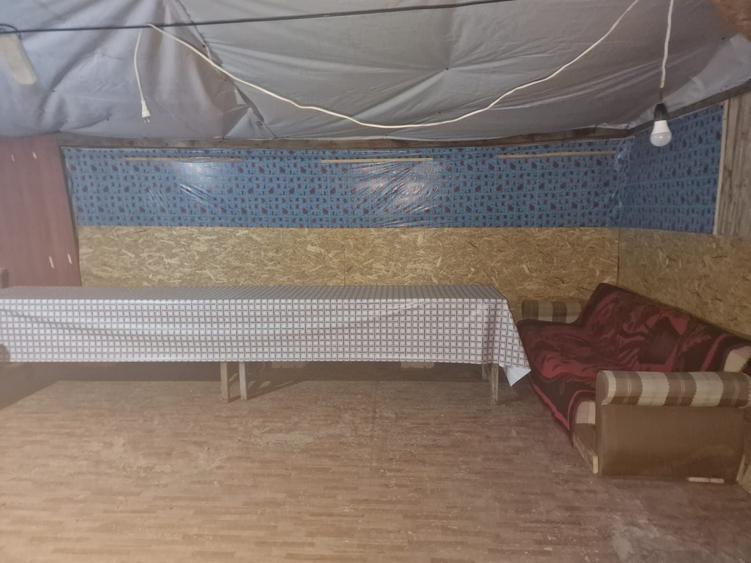 Casă cu 4 camere în Păunești
