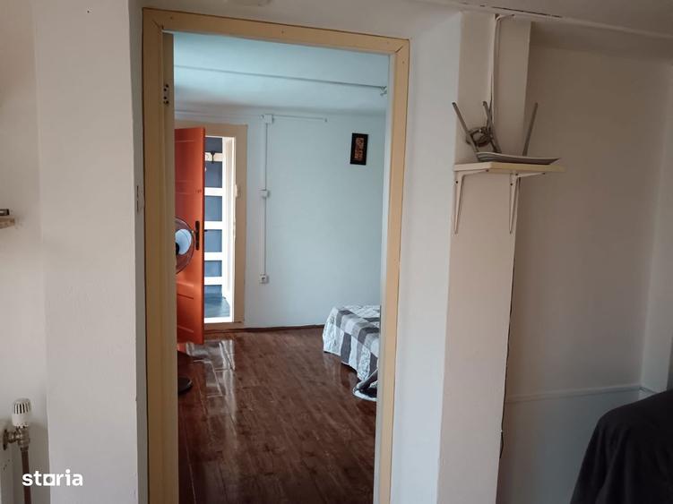 Apartament cu 2 camere în Complex Studențesc