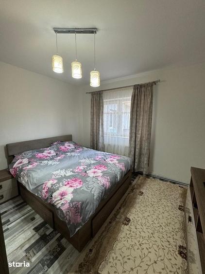 Apartament cu 3 camere decomandat în Valea Borcutului