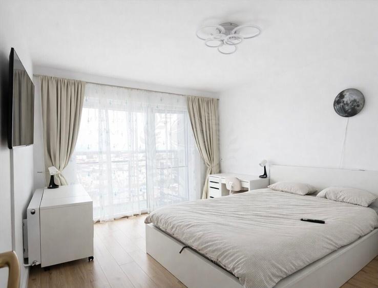 Apartament cu 3 camere decomandat, mobilat în 9 Mai