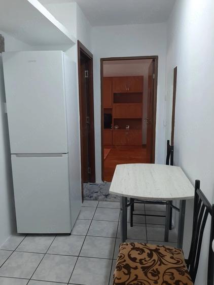 Apartament cu 2 camere semidecomandat în Șagului