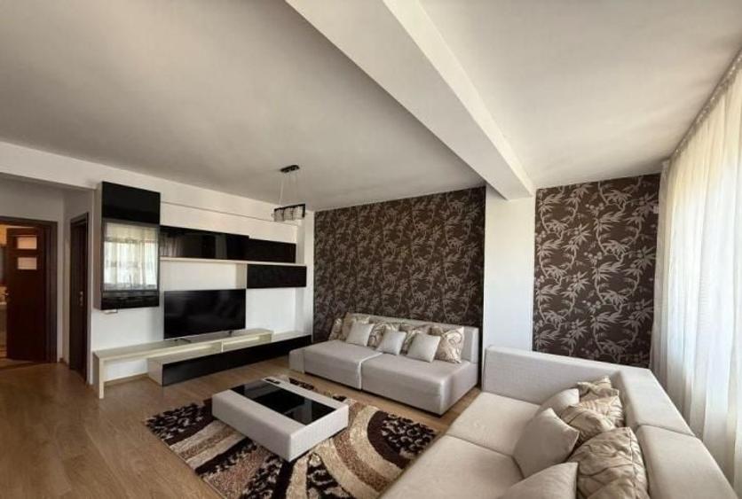 Apartament cu 2 camere decomandat, mobilat în Primo