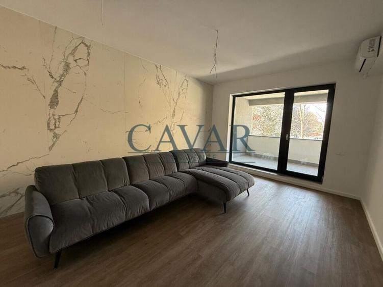 Apartament cu 2 camere decomandat în Olteniței