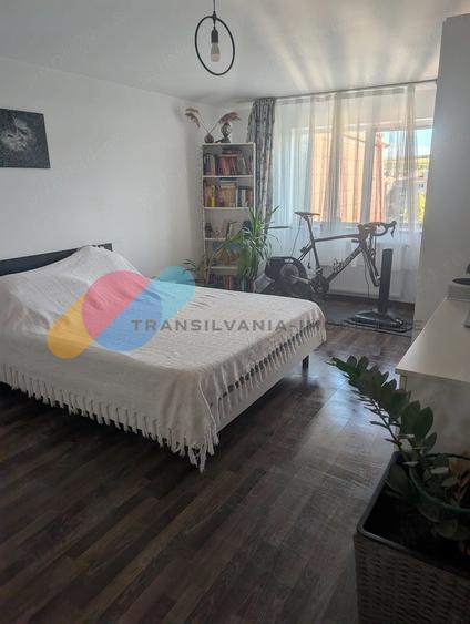 Apartament cu 2 camere decomandat în Între Lacuri