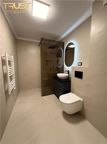 Apartament cu 2 camere semidecomandat în Iris