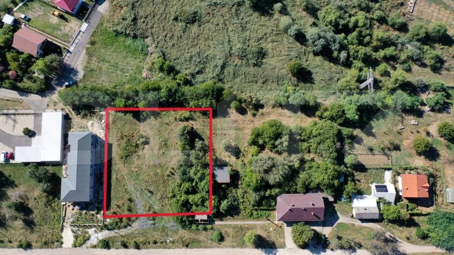 Teren Construcții intravilan de 2600 mp, în Centură