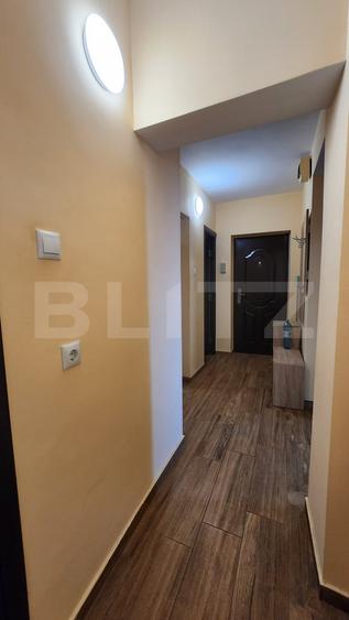 Apartament cu 3 camere decomandat, mobilat în 7 Noiembrie