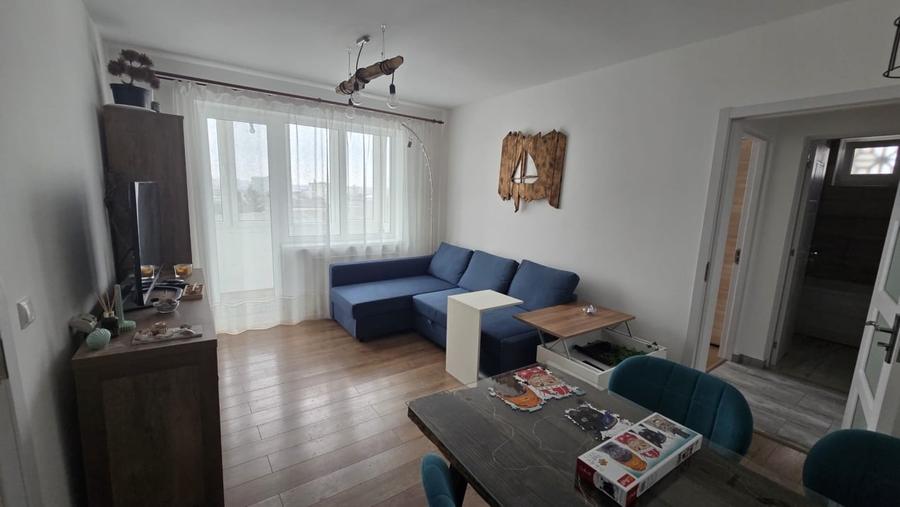 Apartament cu 2 camere semidecomandat, mobilat în Săsar