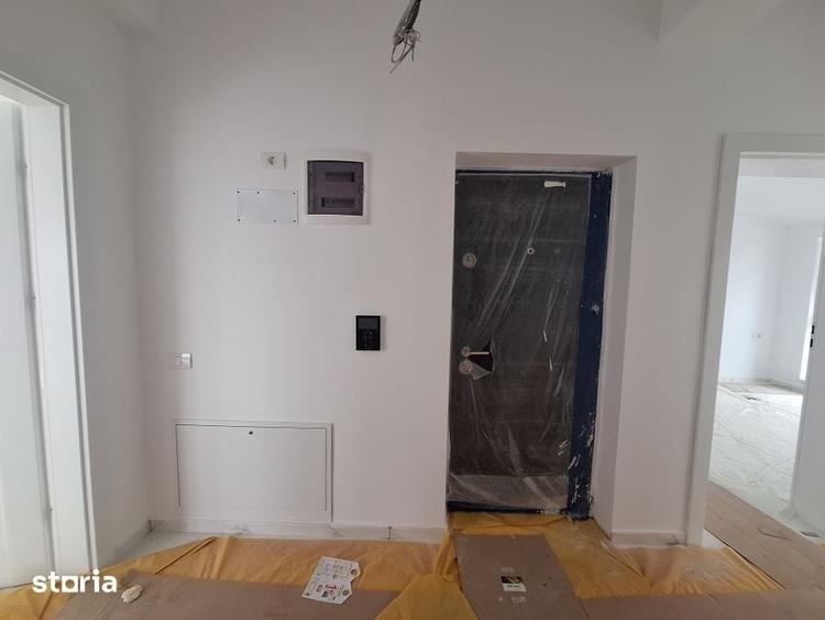 Apartament cu 3 camere decomandat în Braytim