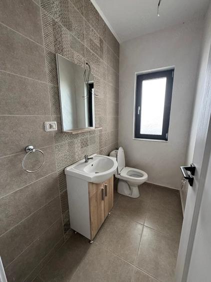 Casă cu Teren 350 Mp în Lunca Cetățuii