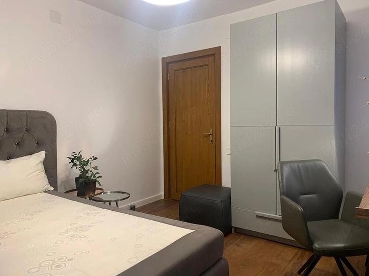 Apartament cu 2 camere decomandat în Cornișa