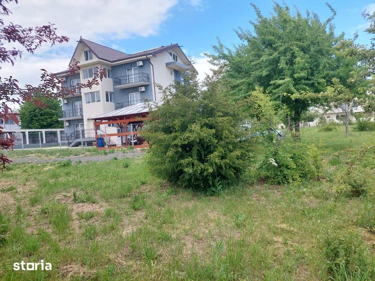 Casă cu Teren 700 Mp în Central