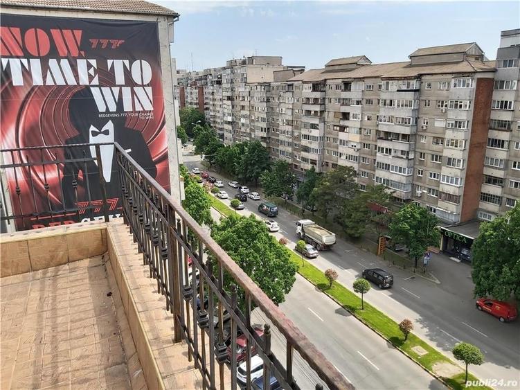 Apartament cu 3 camere decomandat în Dacia