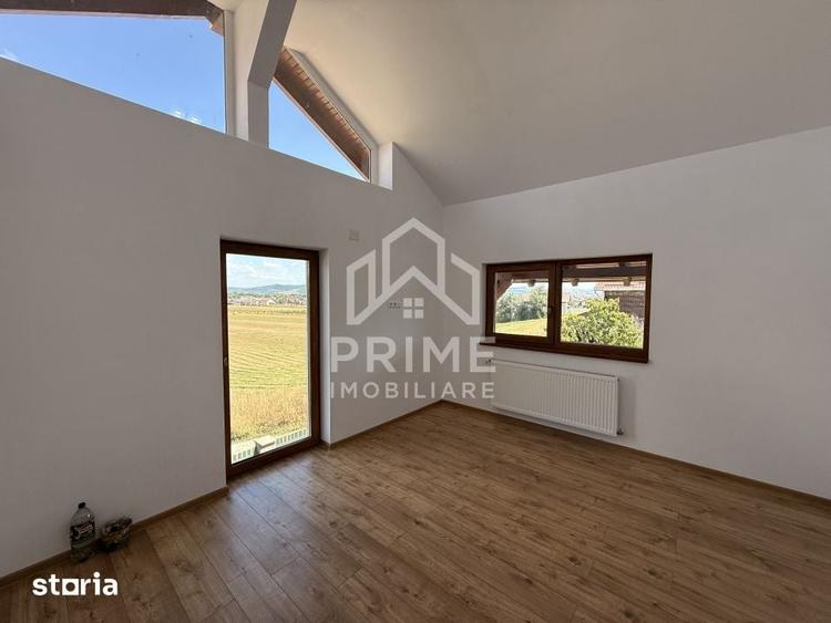 Casă cu 4 camere cu Teren 460 Mp în Central