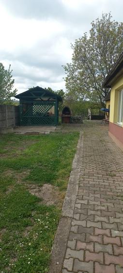 Casă cu 3 camere în Central