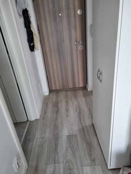 Apartament cu 2 camere decomandat în 1 Mai