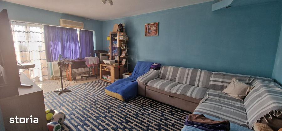Apartament cu 2 camere decomandat în Gara
