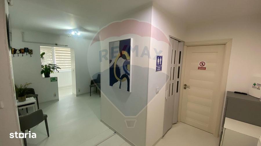 Spațiu comercial, de 77 mp, în Central