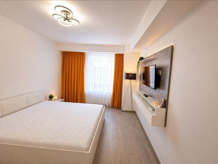 Apartament cu 3 camere decomandat în Cârlig