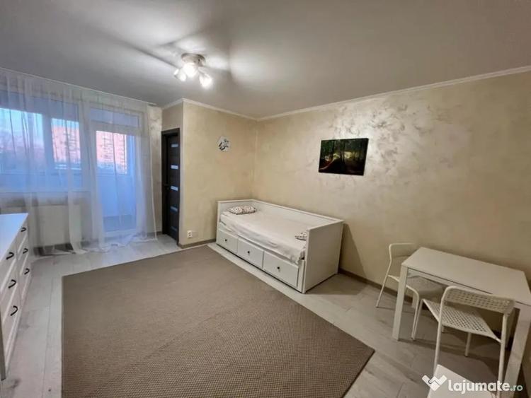 Garsonieră decomandată în Brazda lui Novac