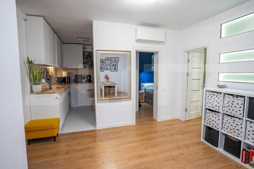 Apartament cu 4 camere decomandat, mobilat în Iris