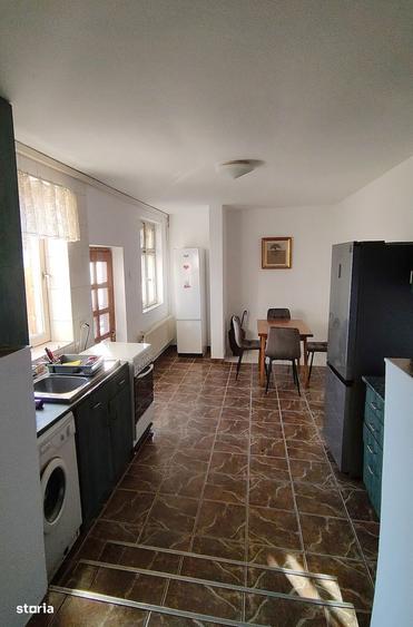 Casă cu 3 camere decomandat cu Teren 360 Mp în Grigorescu