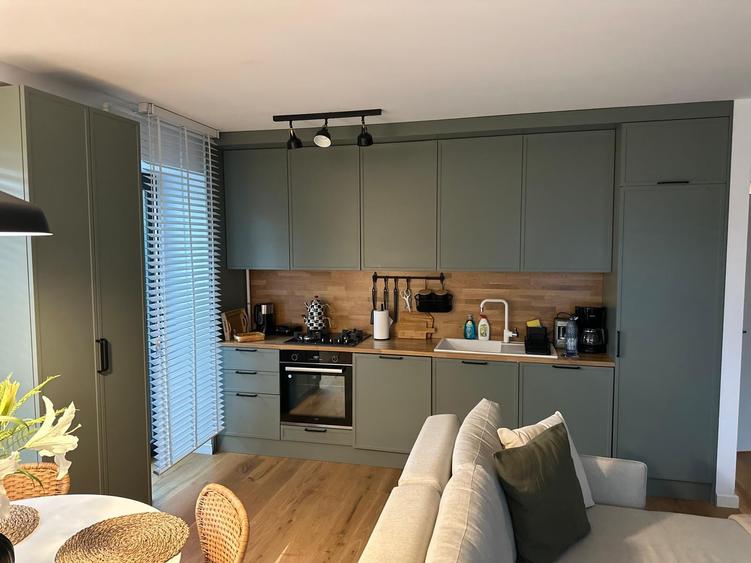 Apartament cu 2 camere, mobilat în P-ta Presei Libere