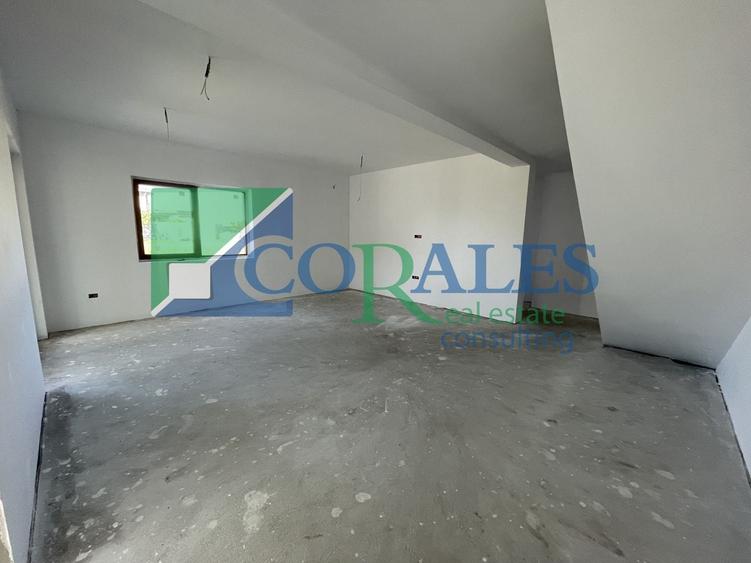 Duplex cu 4 camere cu Canalizare în Dumbrăvița