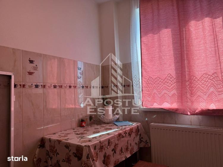 Apartament cu 2 camere, centrala proprie, - 5