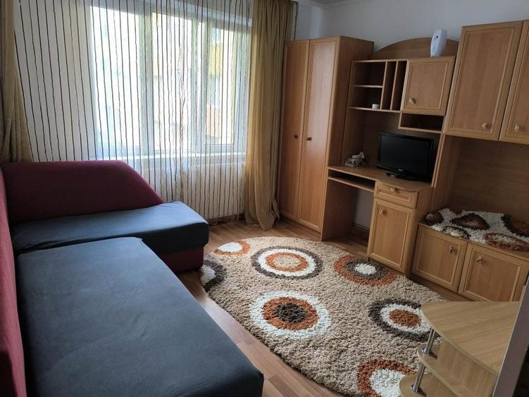 Garsonieră decomandată în Exterior Vest
