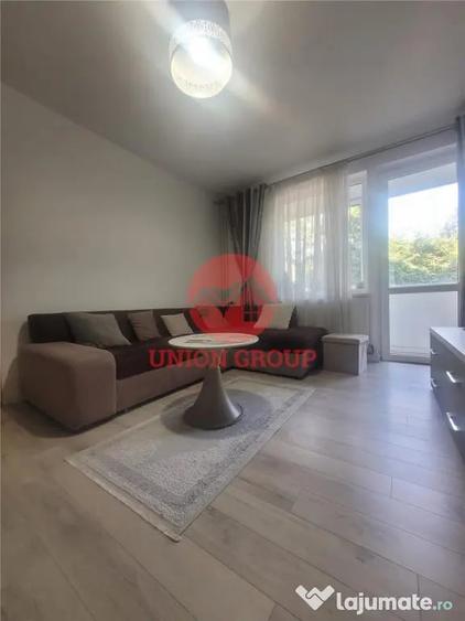 Apartament cu 2 camere decomandat în Tomis Mall
