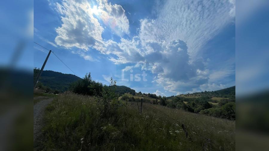 Teren de 8335 mp, în Vișagu