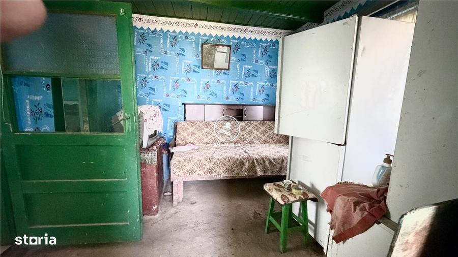 Casă cu 2 camere cu Teren 3000 Mp în Țigănași