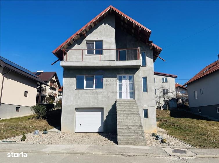 Casă cu 4 camere în Paltin