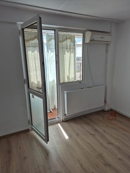 Apartament cu 2 camere decomandat în Militari