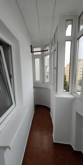 Apartament cu 3 camere decomandat, mobilat în Nerva Traian
