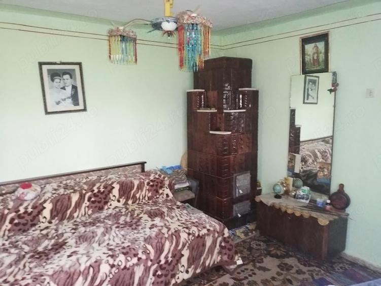 Casă cu 3 camere cu Teren 3300 Mp în Săbiești