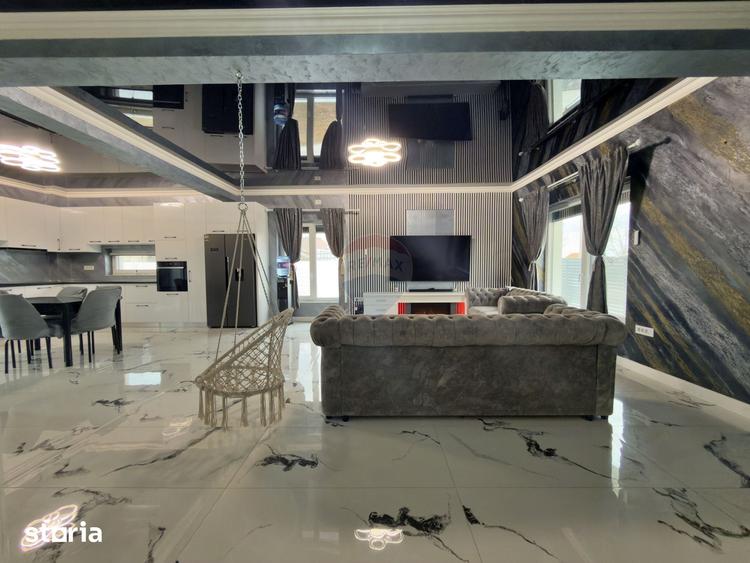 Casă cu 5 camere cu Teren 382 Mp în Zimandu Nou