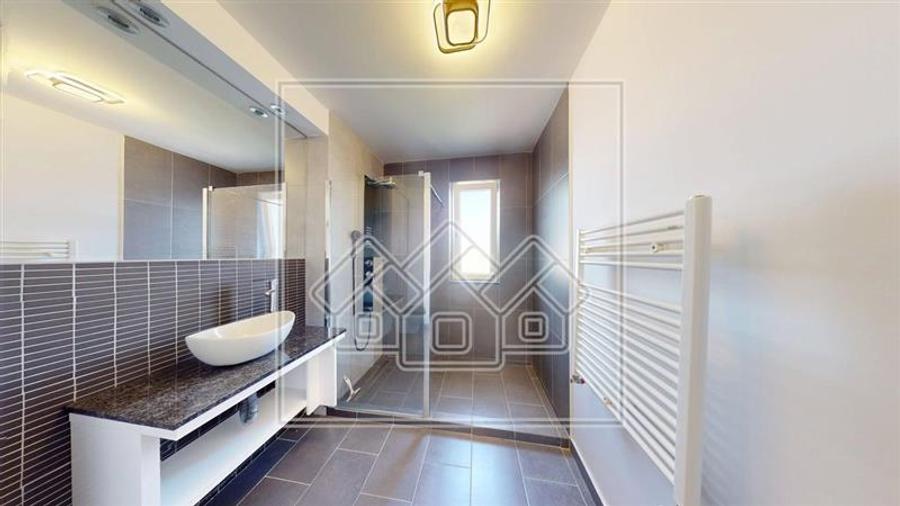 Apartament cu 2 camere decomandat în Arhitecților - Calea Cisnădiei