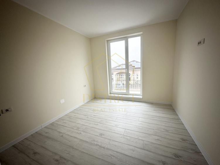 Duplex cu 4 camere cu Canalizare în Giroc