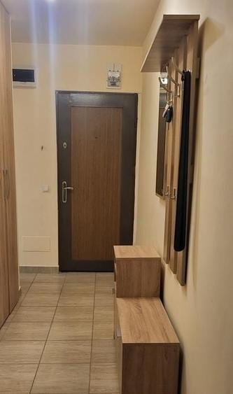 Apartament cu 2 camere semidecomandat, mobilat în Berceni