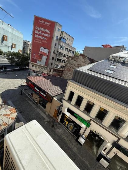 Apartament cu 2 camere semidecomandat, mobilat în P-ța Universității