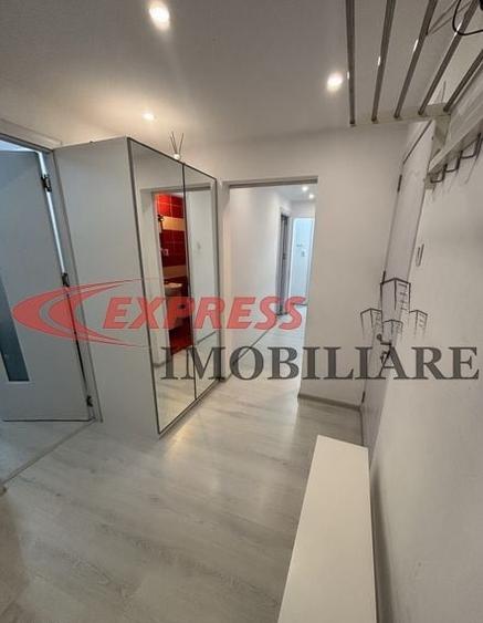 Apartament cu 3 camere decomandat în Dristor
