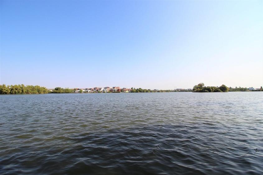 Teren 2041 mp deschidere lac Grivita 20 m - 6